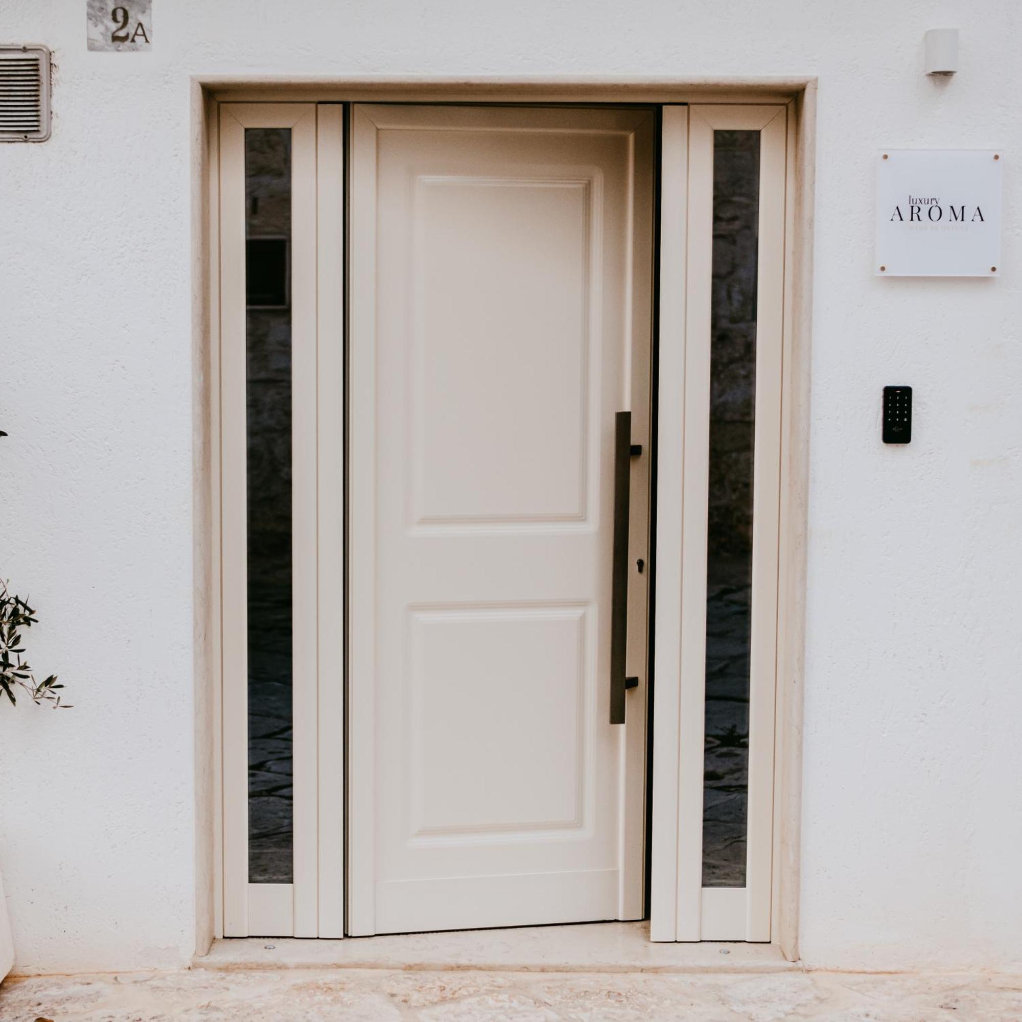 Aroma Luxury Hotel Ostuni Bagian luar foto